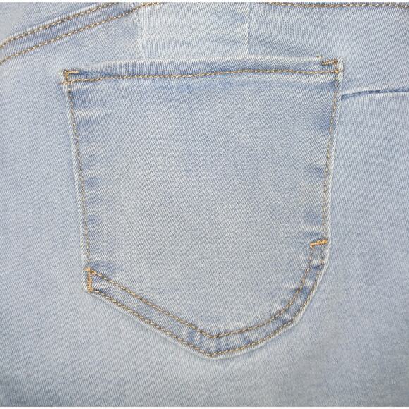 Refuge Jeans 13 Light Wash Distressed High Waist 5 Pocket Plain Pocket Stretch - Picture 4 of 8